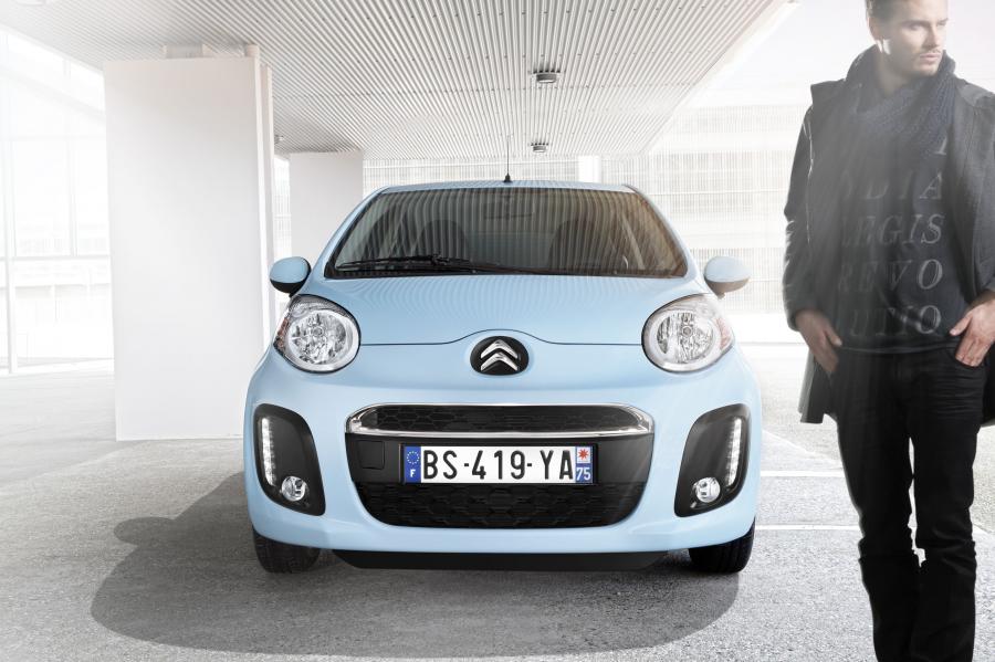  Citroen C1 5-Door 2012 года  (фото 72 из 124)